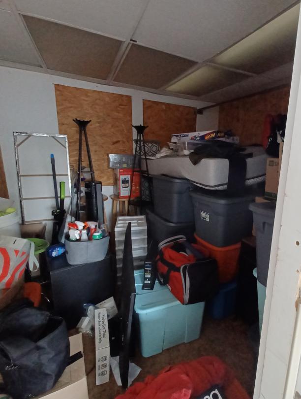 Storage Unit Auction in Osceola, IN at Red Dot Storage 145 ends on 28th